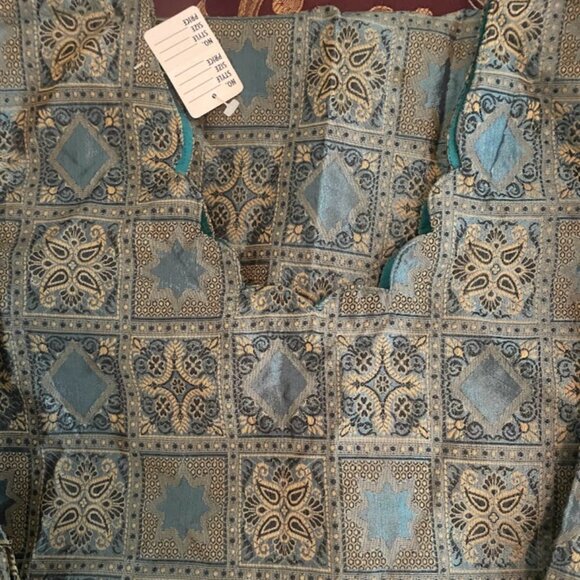 Punjabi Silk Suit/Salwar Kameez - Picture 1 of 2